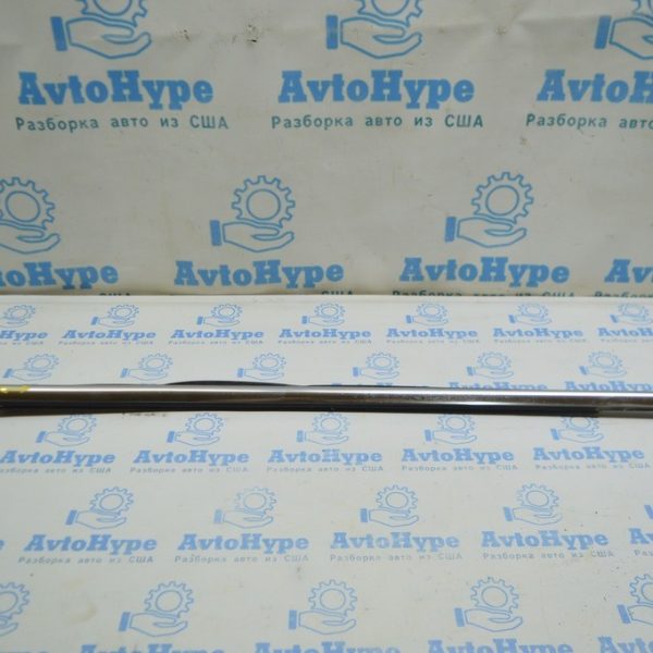 Молдинг дверь-стекло центральный перед лев Audi A8 D4 10-17 4H0853283B