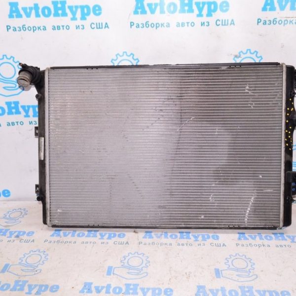 Радиатор охлаждения (вода) VW Tiguan 09-17 (04) деф.трещина по левой стороне 5N0121253N