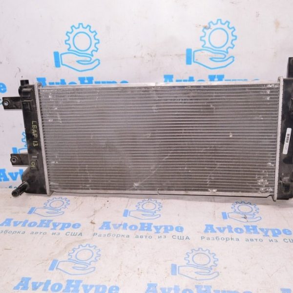 Радиатор охлаждения (вода) Nissan Leaf 13-17 (01) 21410-3NF0A