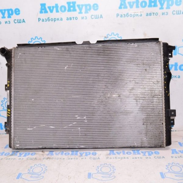 Радиатор охлаждения (вода) VW Tiguan 09-17 (01) деф.обломан патрубок на зч 5N0121253N