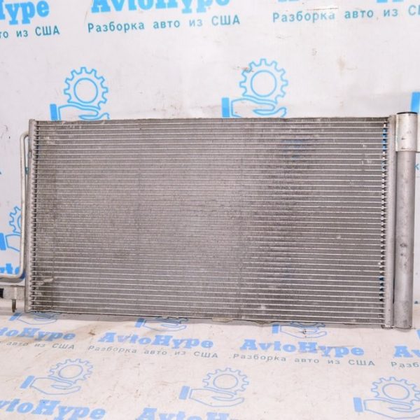Радиатор кондиционера (конденсер) Ford Focus mk3 11-14 2.0 (не подписан) CV6Z-19712-J