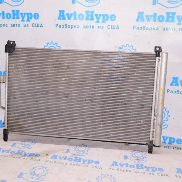 Радиатор кондиционера (конденсер) Nissan Murano z52 15- (01) 921005AA0A