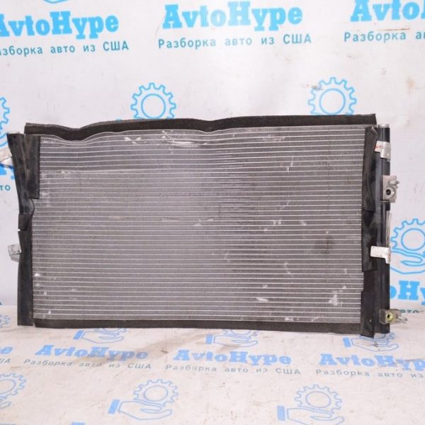 Радиатор кондиционера (конденсер) Ford Mustang mk6 15- 2.3T деф.(01) гнутый FR3Z-19712-C