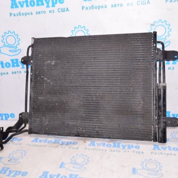 Радиатор кондиционера (конденсер) VW Tiguan 09-17 (03) 5N0820411E