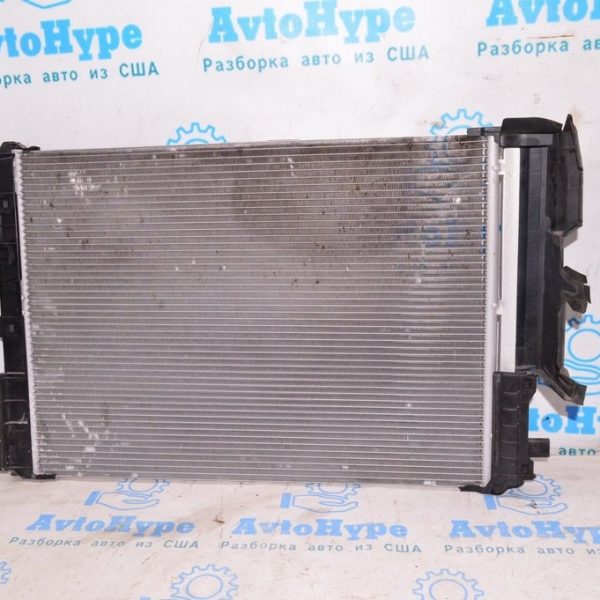 Радиатор кондиционера (конденсер) Infiniti QX30 17- (01) немного поведен A2465000454 921005DA0A