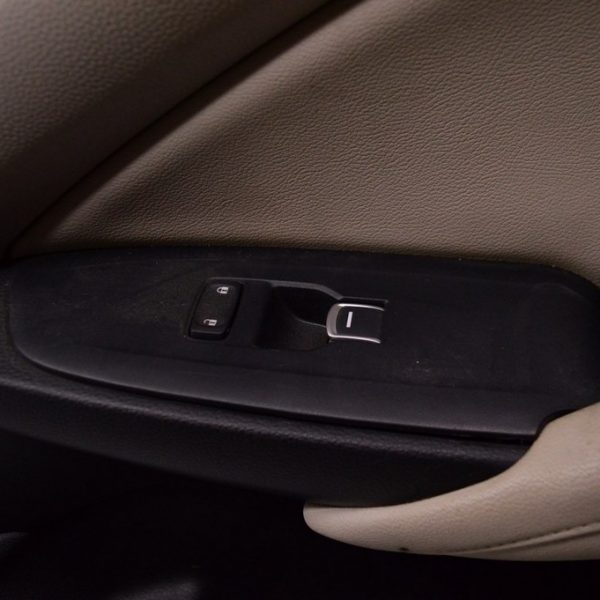 Управление стеклоподъемником перед прав Honda Accord 18- 35760-TVA-A01