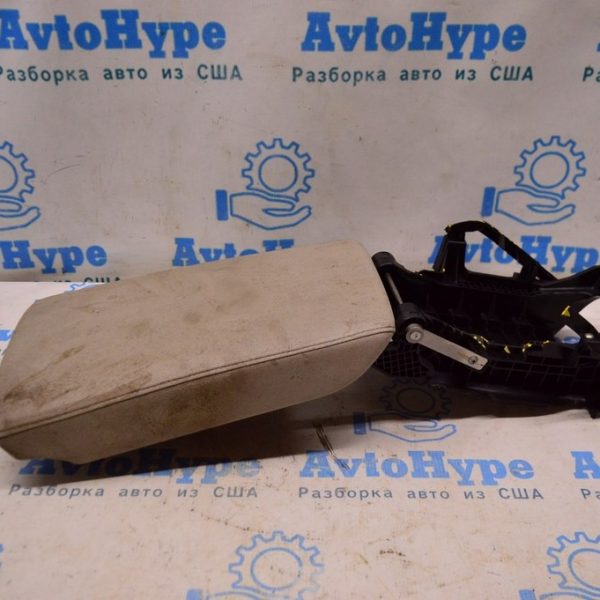 Подлокотник Honda Accord 18- беж кожа (02) 83450-TVA-A31ZC