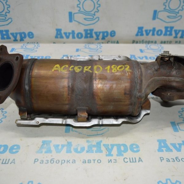 Коллектор выпускной с катализатором Honda Accord 18- 1.5T (02) 18150-6A0-L00