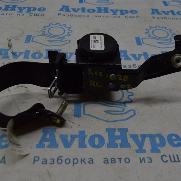 Ремень безопасности зад лев Honda Accord 18- черн 04828-TVA-A00ZA