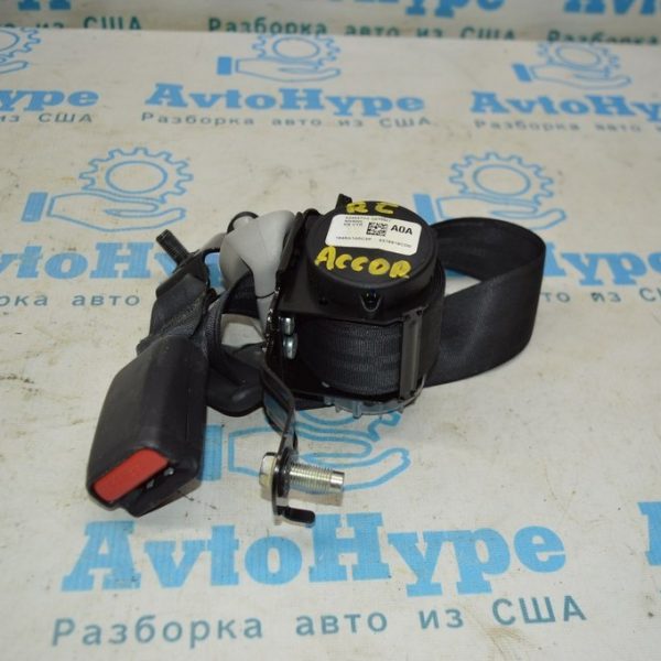 Ремень безопасности зад центр Honda Accord 18- черн