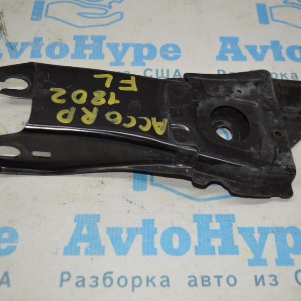 Лопух переднего подрамника лев Honda Accord 18- 50366-TVA-A00