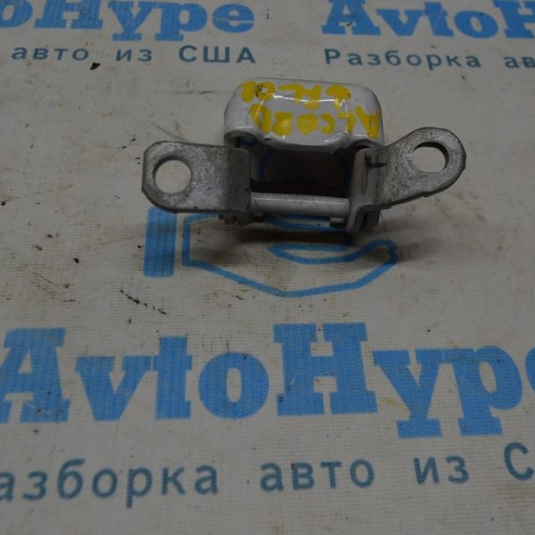 Петля двери нижняя перед лев Honda Accord 18- 67460-T2F-A02ZZ