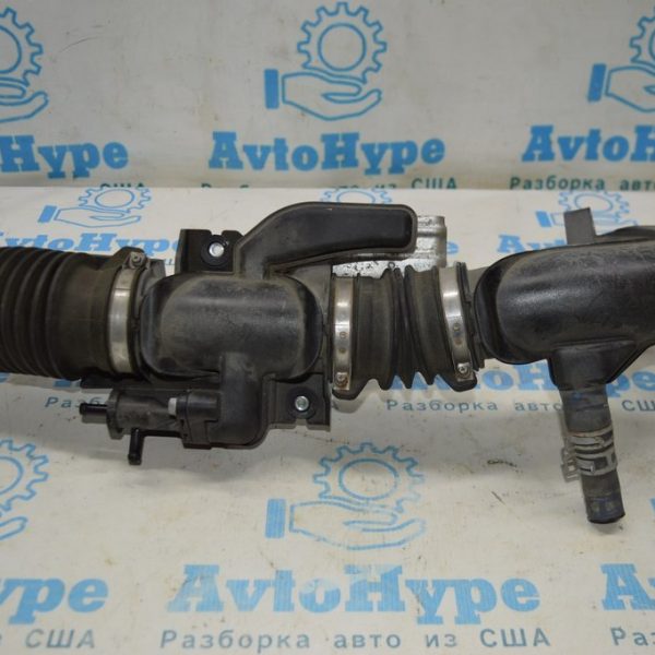 Патрубок интеркулера прав от кулера четвертый Honda Accord 18- (короткая гофра) 17227-6A0-A00