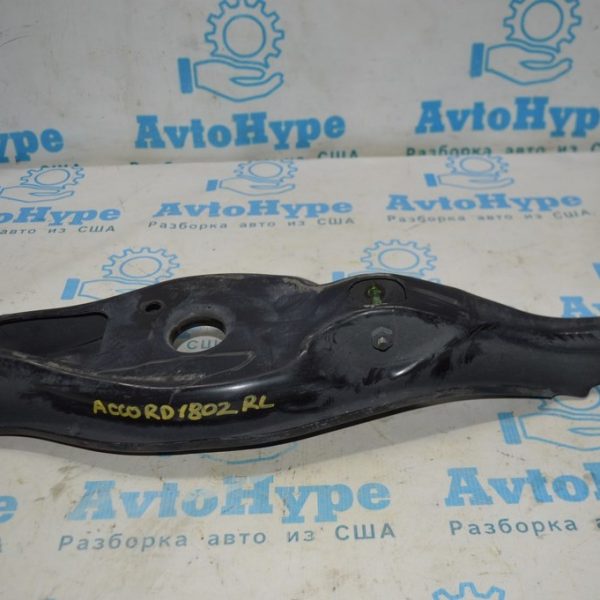 Рычаг нижний под пружину зад лев Honda Accord 18- (02) 52355-TVA-A02