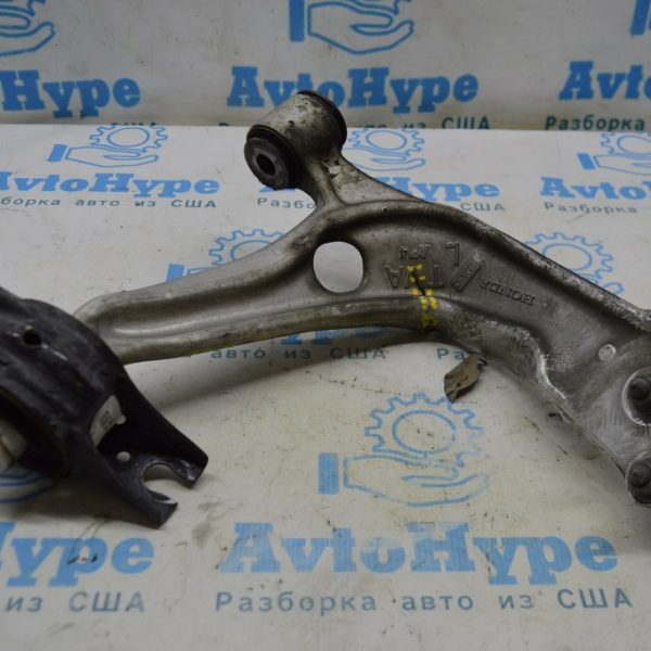 Рычаг нижний перед лев Honda Accord 18- (02) только сайлент 51360-TVA-A04