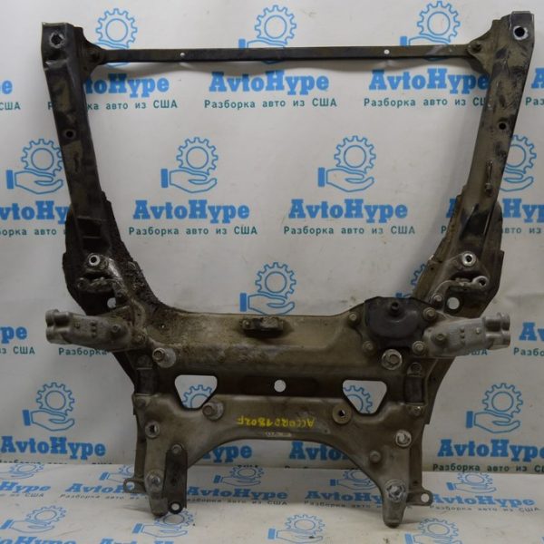 Кронштейн переднего подрамника левый Honda Accord 18-