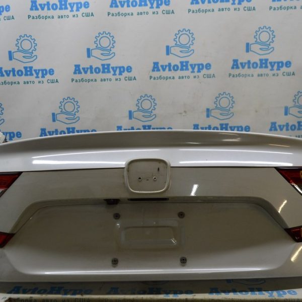 Крышка багажника Honda Accord 18- (02) белый перламутр 68500-TVA-A00ZZ
