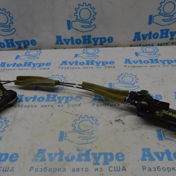 Замок двери перед лев Honda Accord 18- 72150-TVA-A01