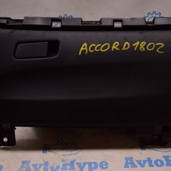 Перчаточный ящик, бардачок Honda Accord 18- черн 77501-TVA-A01ZA