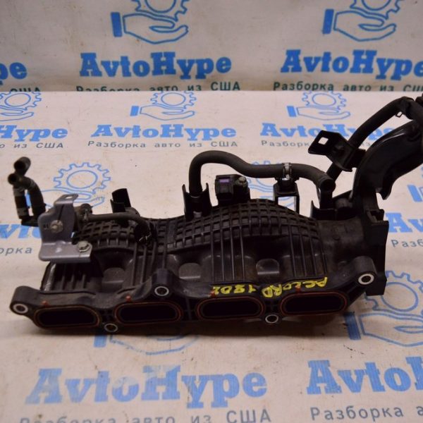 Патрубок на впускном коллекторе (любой ) Honda Accord 18- 1.5T