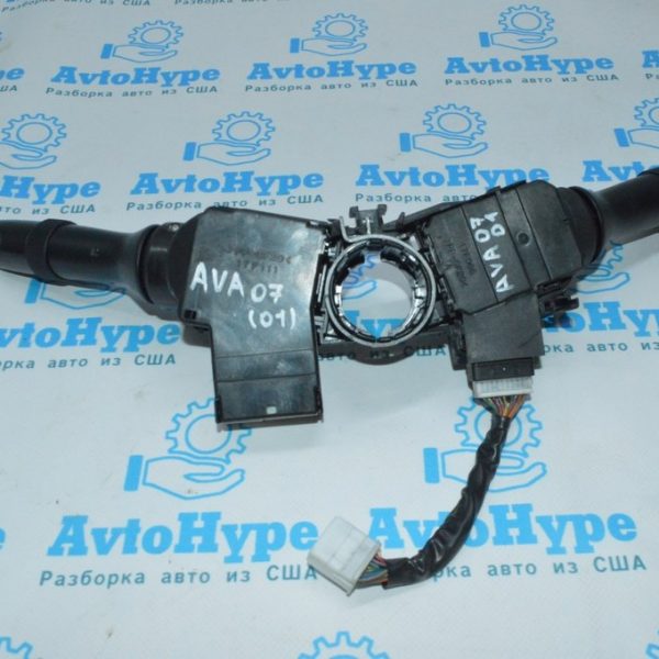 Подрулевой переключатель лев Toyota Avalon 05-12 84140-07111