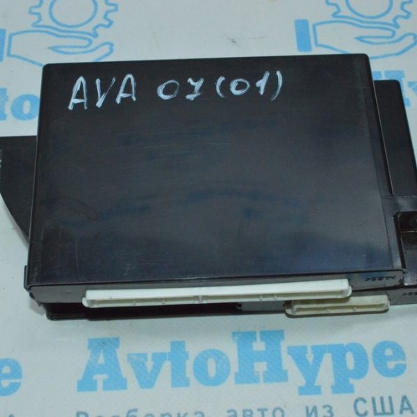 Network Gateway Control Unit Module Toyota Avalon 05-12 (01) 89300-41020 89300-41020