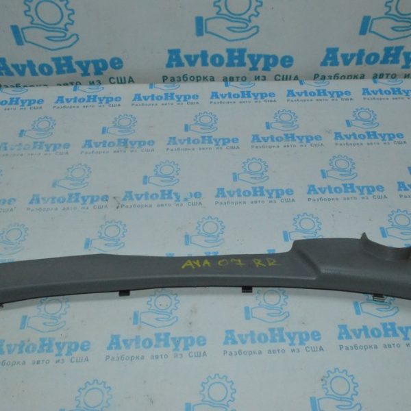Накладка задней арки правая Toyota Avalon серая 05-12 62553-ac030