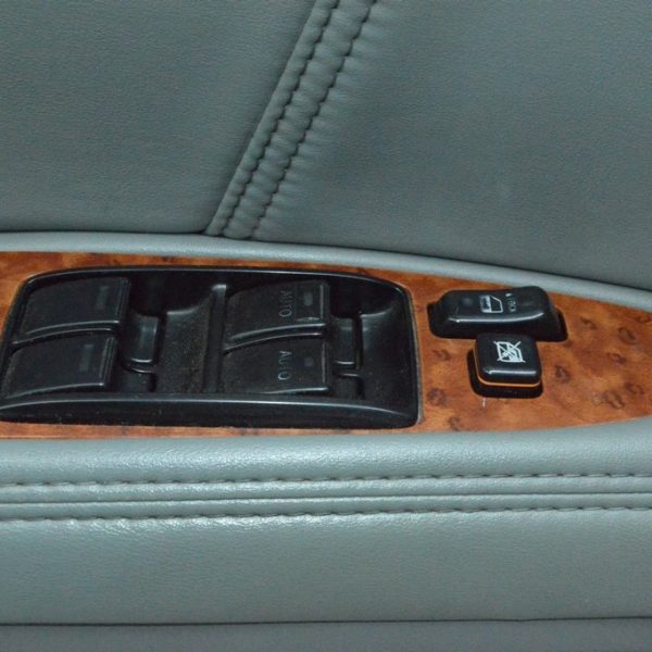 Управление стеклоподъемником перед лев Toyota Avalon 05-12 84040-AC030