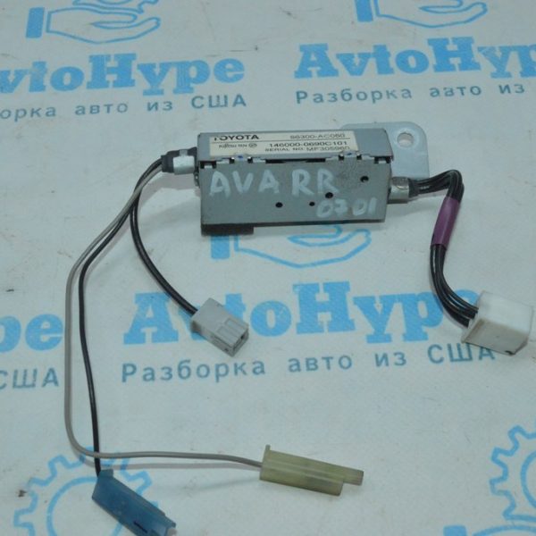 Усилитель антенны Toyota Avalon 05-12 (01) 86300-ac050