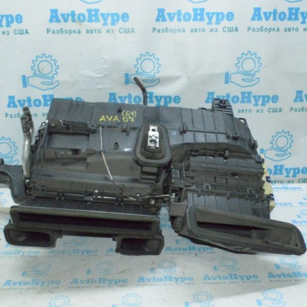 Актуатор моторчик привод печки (вентиляция) Toyota Avalon 05-12 87106-07140