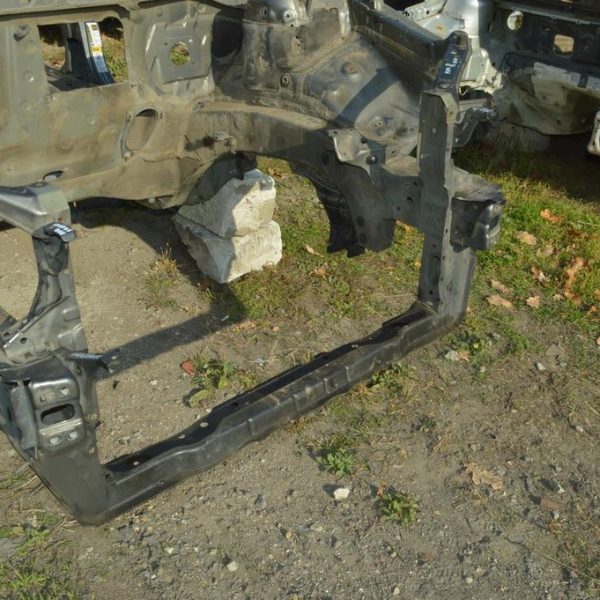 Телевизор панель радиатора Toyota Avalon 05-12 53210-07030