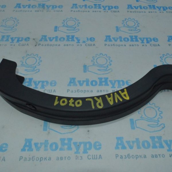 Накладка петли крышки багажника левая Toyota Avalon 05-12 82817-AC050