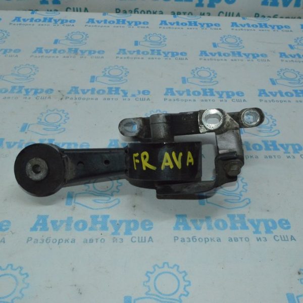 Опора двигателя верхняя правая Toyota Avalon 05-12 12309-0P010