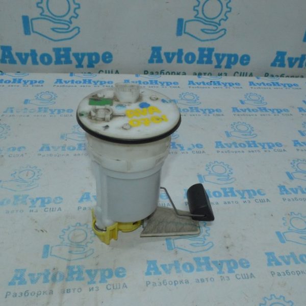 Топливный насос (бензонасос) Toyota Avalon 05-12 77020-33210