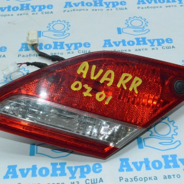 Фонарь внутренний (крышка багажника) правый Toyota Avalon 05-12 (01) 81580AC030