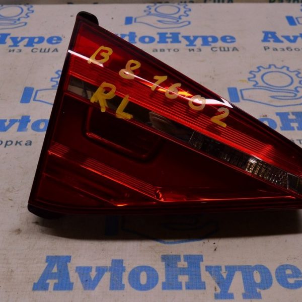 Фонарь внутренний (крышка багажника) левый VW Passat b8 USA светлый (02) 561-945-093-F