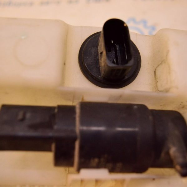 Мотор омывателя VW Passat b8 USA 1K5955651