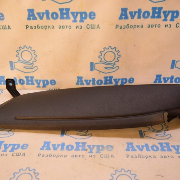 Накладка проема двери зад лев VW Passat b8 USA черн 561-867-765-C-82V