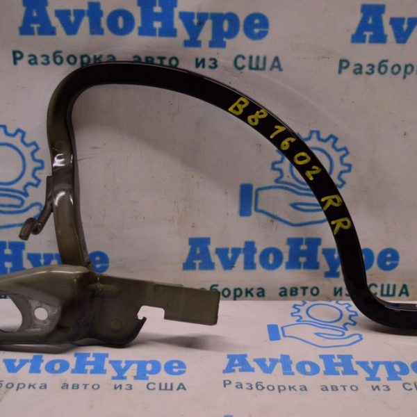 Петля крышки багажника правая VW Passat b8 USA 561827302C