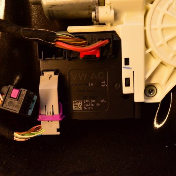 Компьютер двери перед лев VW Passat b8 USA 3CO-959-793 H
