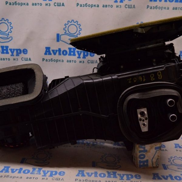 Нагреватель радиатора печки электро VW Passat b8 USA 1K0963235G