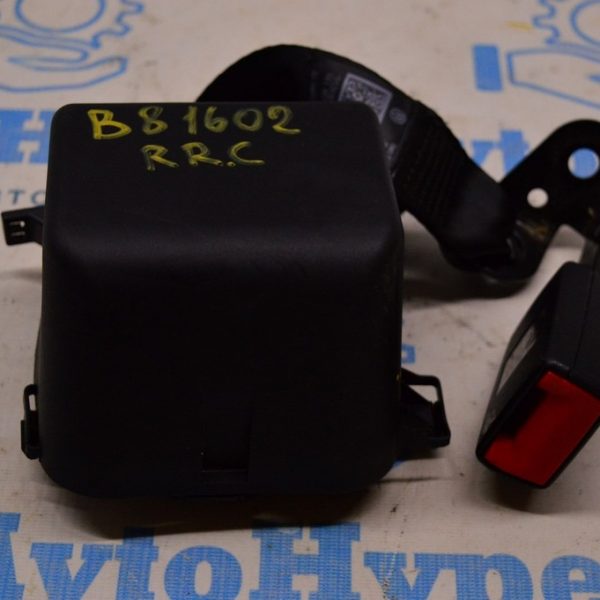 Ремень безопасности зад прав VW Passat b8 USA черн 561-857-806-RAA