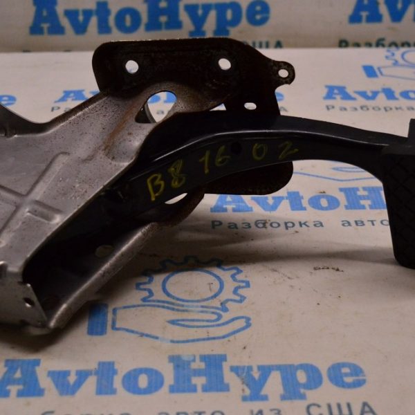 Педаль тормоза VW Passat b8 USA (02) 1K1723142F