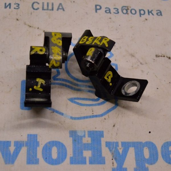 Петля двери верхняя зад прав VW Passat b8 USA 7N0831402A