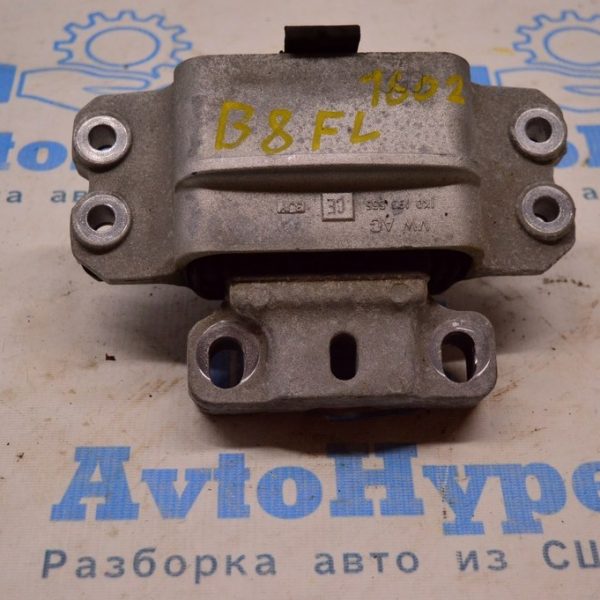 Подушка двигателя левая VW Passat b8 USA (02) 1K0199555CE