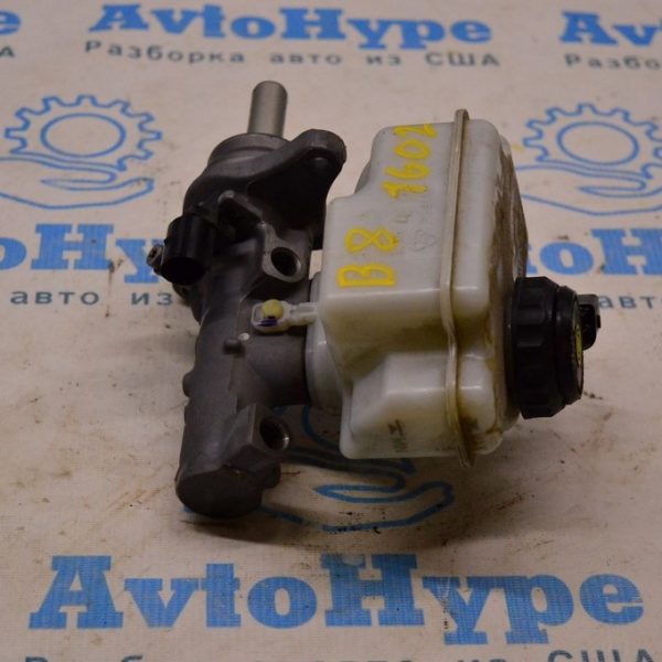 Главный тормозной цилиндр с бачком VW Passat b8 USA 1K1614019AA