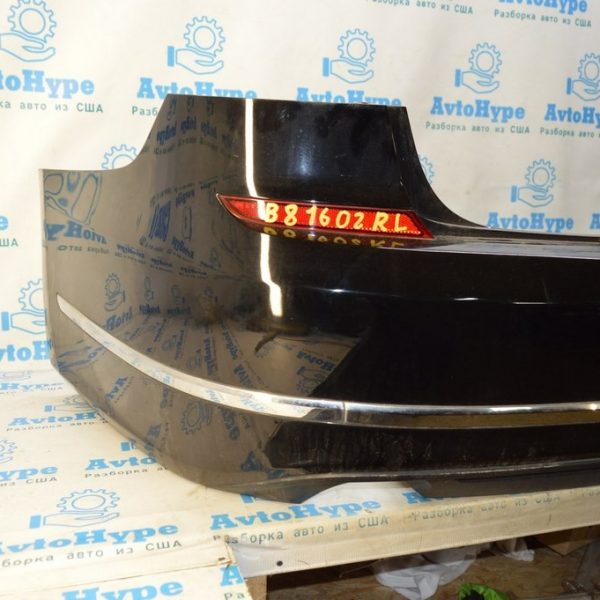 Катафот заднего бампера лев VW Passat b8 USA 561-945-105-A