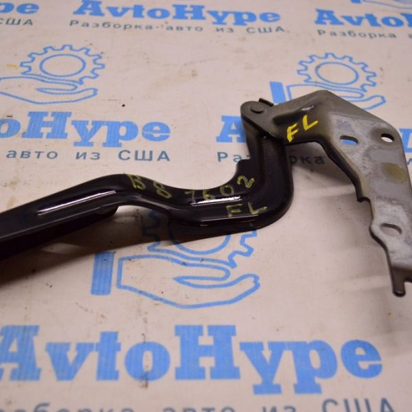 Петля капота левая VW Passat b8 USA (02) 561823301C