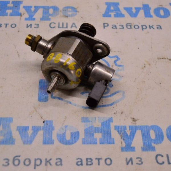 Топливный насос (бензонасос) высокого давления ТНВД VW Passat b8 USA (02) 06A127026B