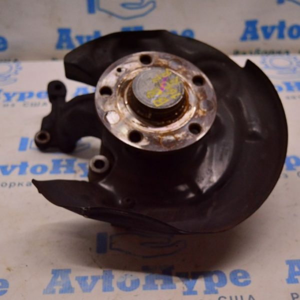 Цапфа со ступицей зад прав VW Passat b8 USA (02) 5C0-505-436-B